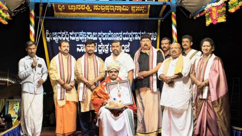 4-peruvaje-bharatavarshini